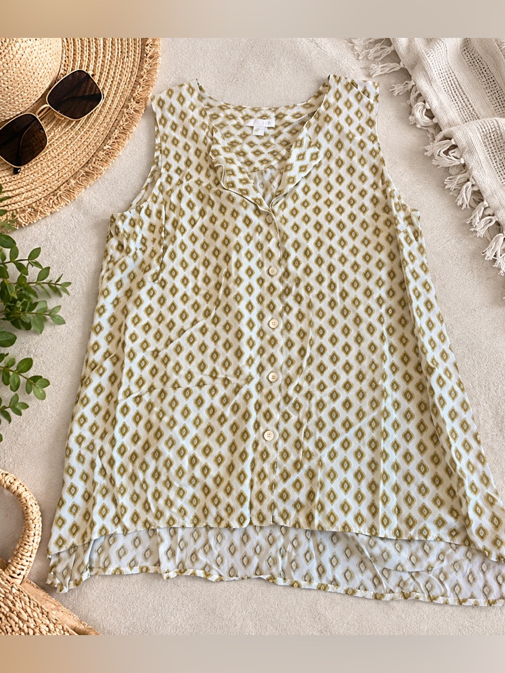 J.Jill Sleeveless Geometric Print Button Front Tunic Top – Size Small